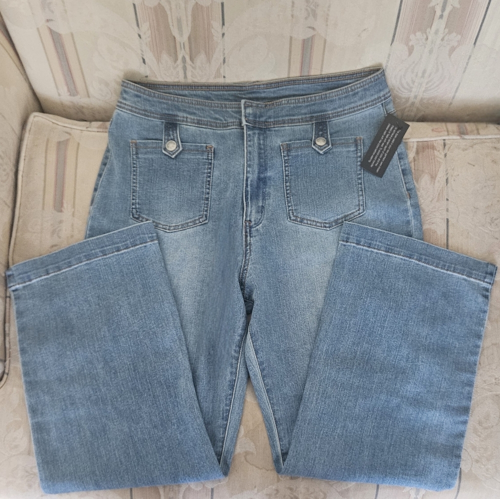 TWRHLL by Christy Brinkley Flare Leg Ankle Jean 14